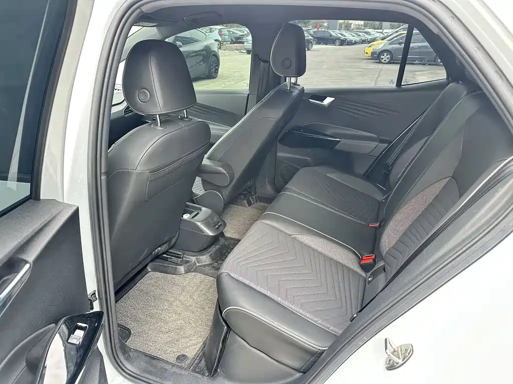 Volkswagen ID.3 2023 upgraded model pure smart version купить на сайте DeffCars
