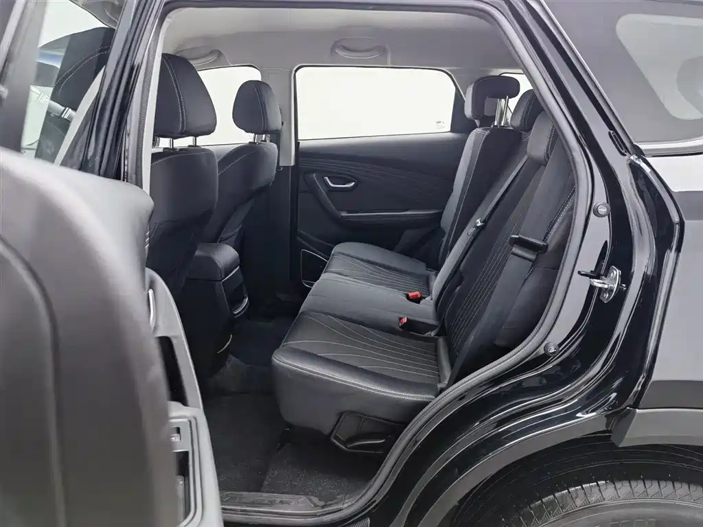 Jietu X70M 2022 model 1.5T manual avant-garde companion type 5 seats купить на сайте DeffCars