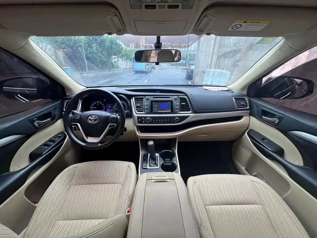 Highlander 2018 2.0T two-wheel drive elite version, 5 seats, National VI купить на сайте DeffCars