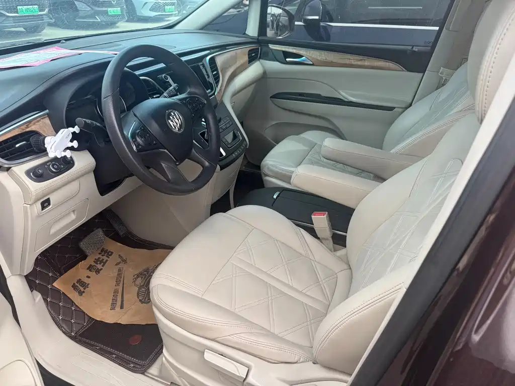 Buick GL8 2017 ES 28T Comfort Type National V купить на сайте DeffCars