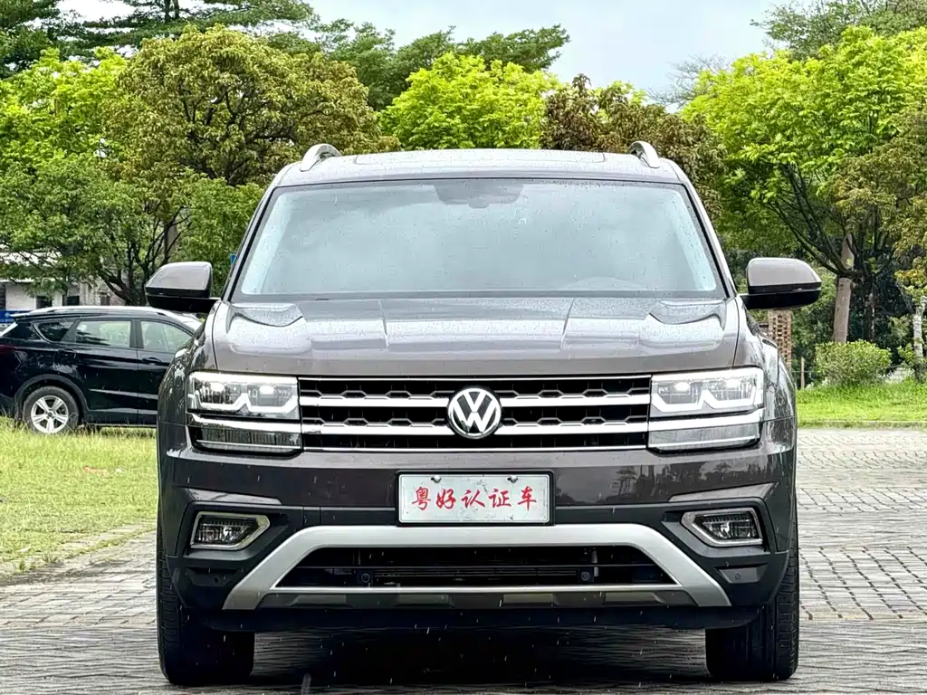 Touron 2017 380TSI four-wheel drive luxury version купить на сайте DeffCars