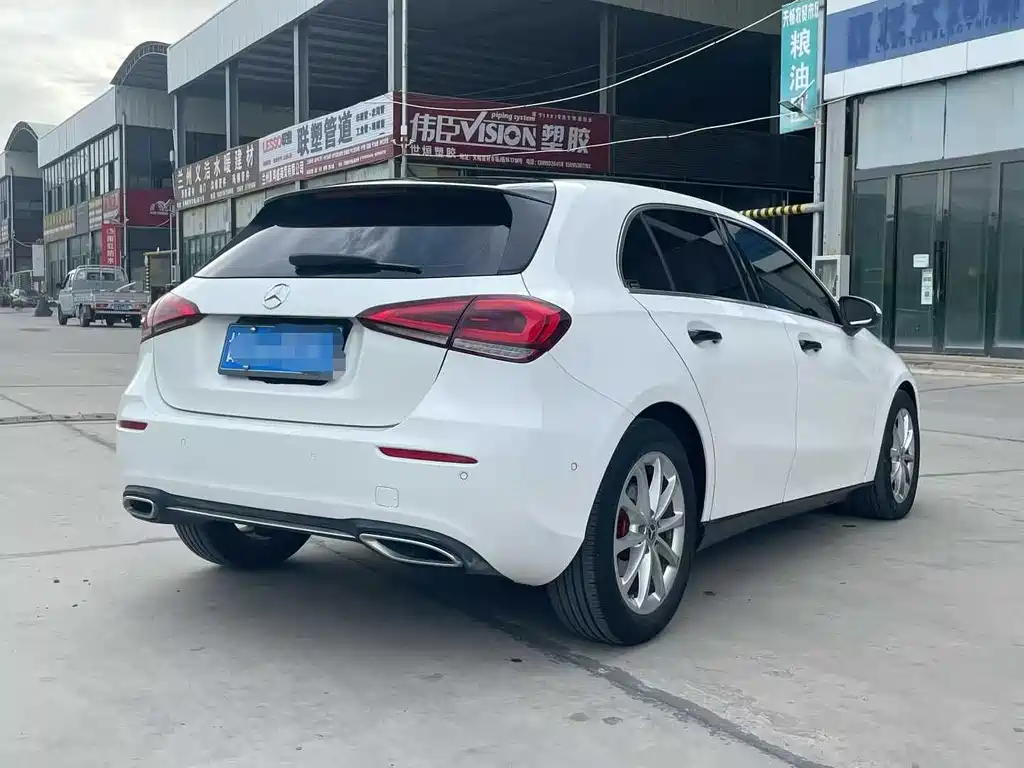 Mercedes-Benz A-Class (Imported) 2022 A 200 Fashion Model купить на сайте DeffCars