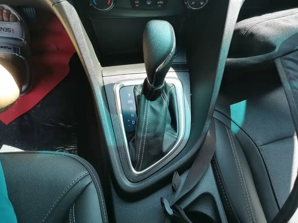 Yinglang 2021 model model 1.5L automatic elite model купить на сайте DeffCars