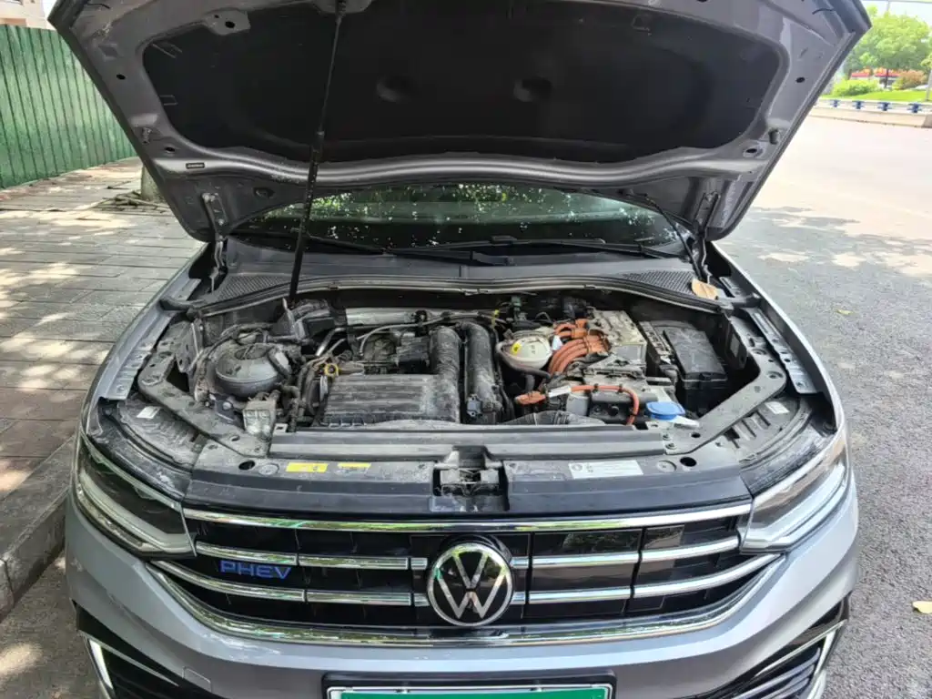 Tiguan L plug-in hybrid 2022 430PHEV plug-in hybrid premium version купить на сайте DeffCars