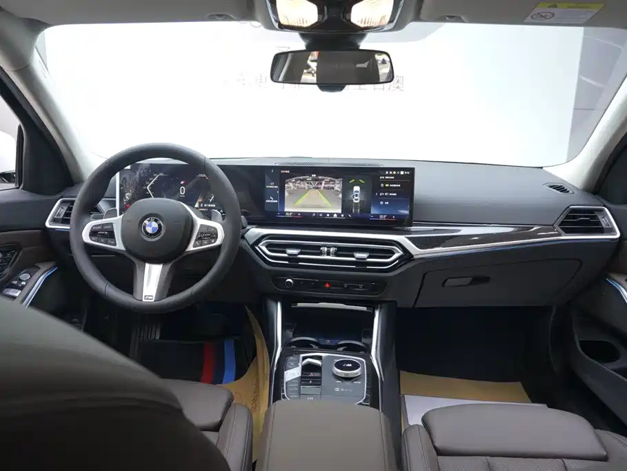 BMW 3 Series 2024 325Li M Sports Package купить на сайте DeffCars