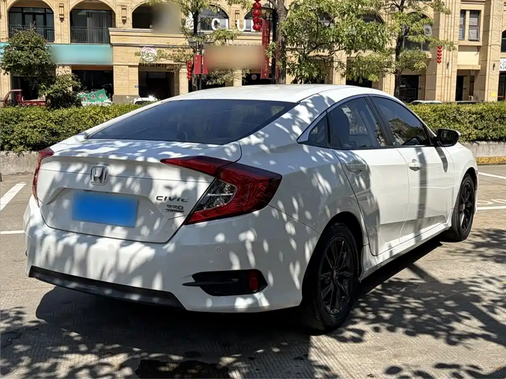 Civic 2019 220TURBO CVT Dynamic Edition National V купить на сайте DeffCars