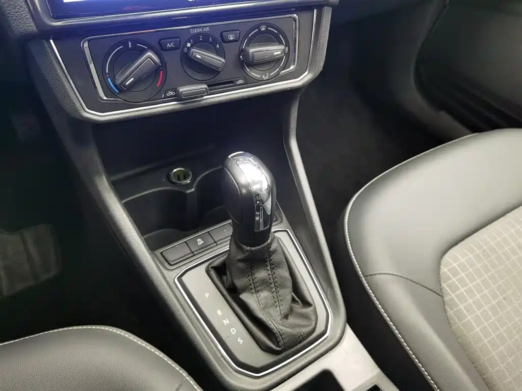 Santana 2019 1.5L automatic comfort version National VI купить на сайте DeffCars