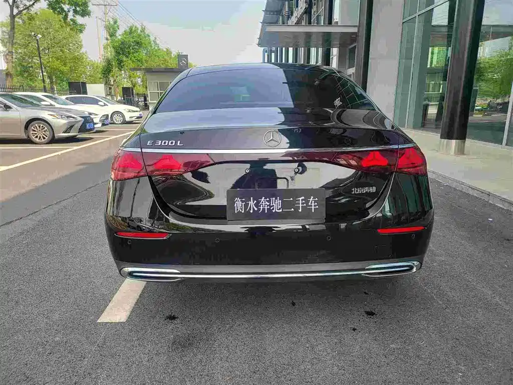 Mercedes-Benz E-Class 2024 E 300 L Luxury Model купить на сайте DeffCars