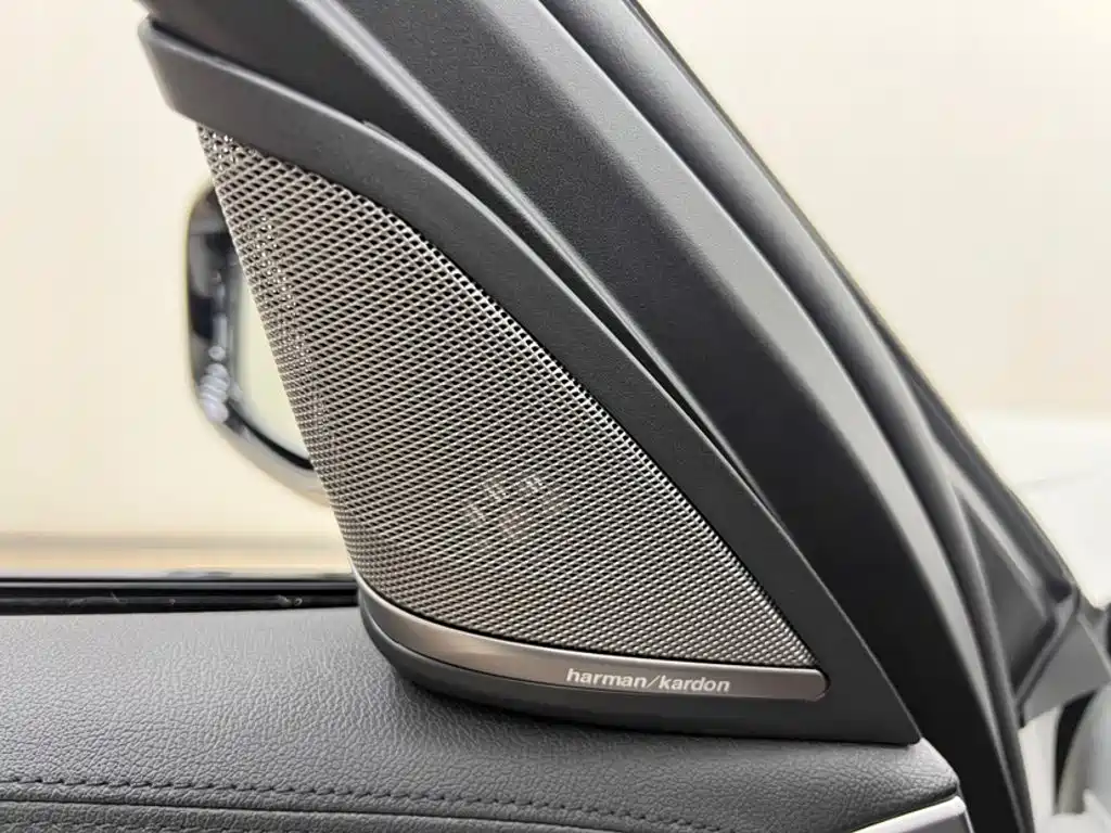 BMW 5 Series 2018 530Li Exclusive M Sports Package купить на сайте DeffCars