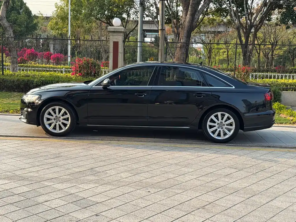 Audi A6L 2018 30th Anniversary Model TFSI Enterprising купить на сайте DeffCars