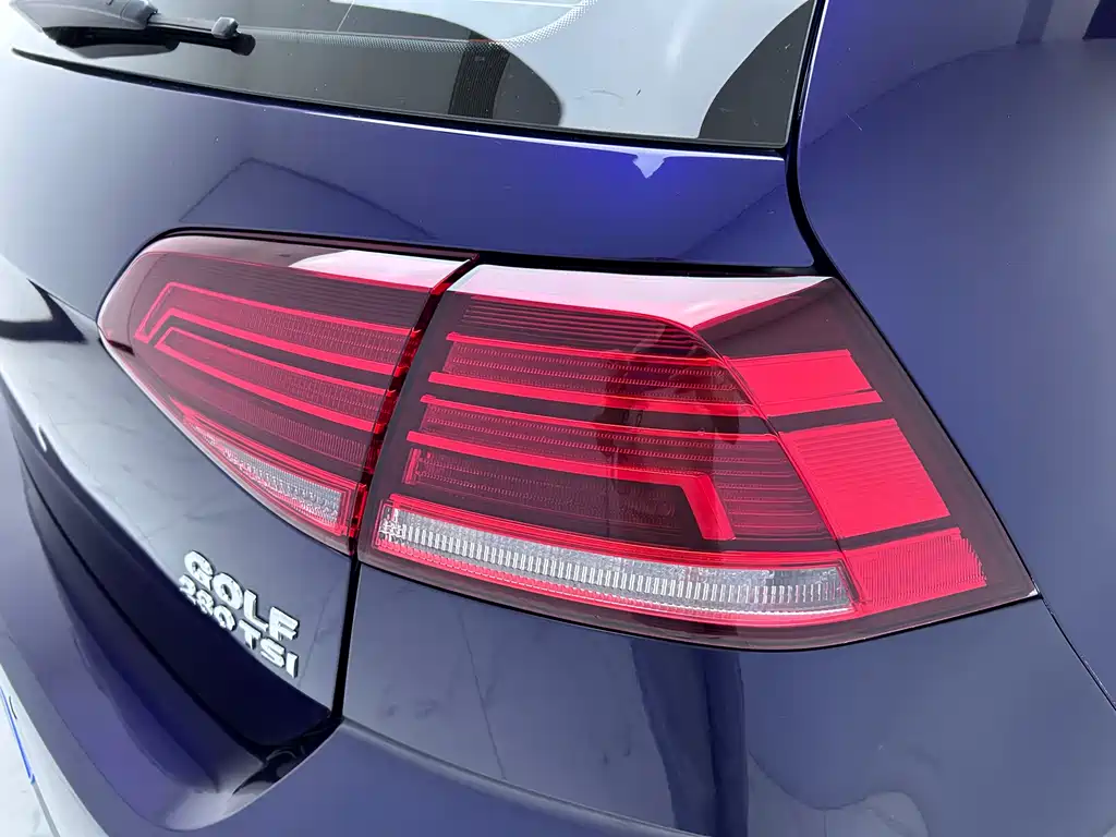 Golf 2020 Beloved Edition 280TSI DSG Comfort Type купить на сайте DeffCars