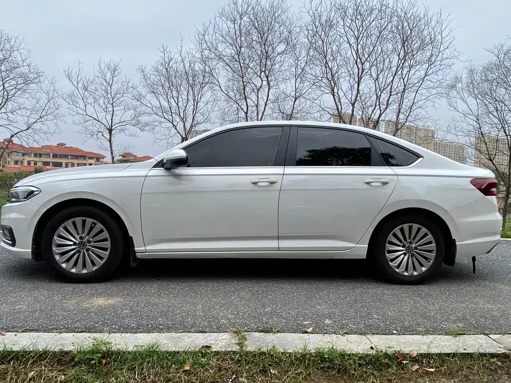 Lavida 2022 1.5L automatic comfort version купить на сайте DeffCars