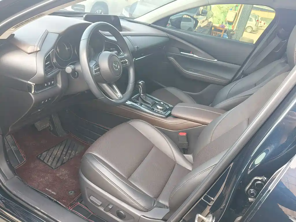 Mazda CX-30 2021 2.0L automatic Jiayue type купить на сайте DeffCars