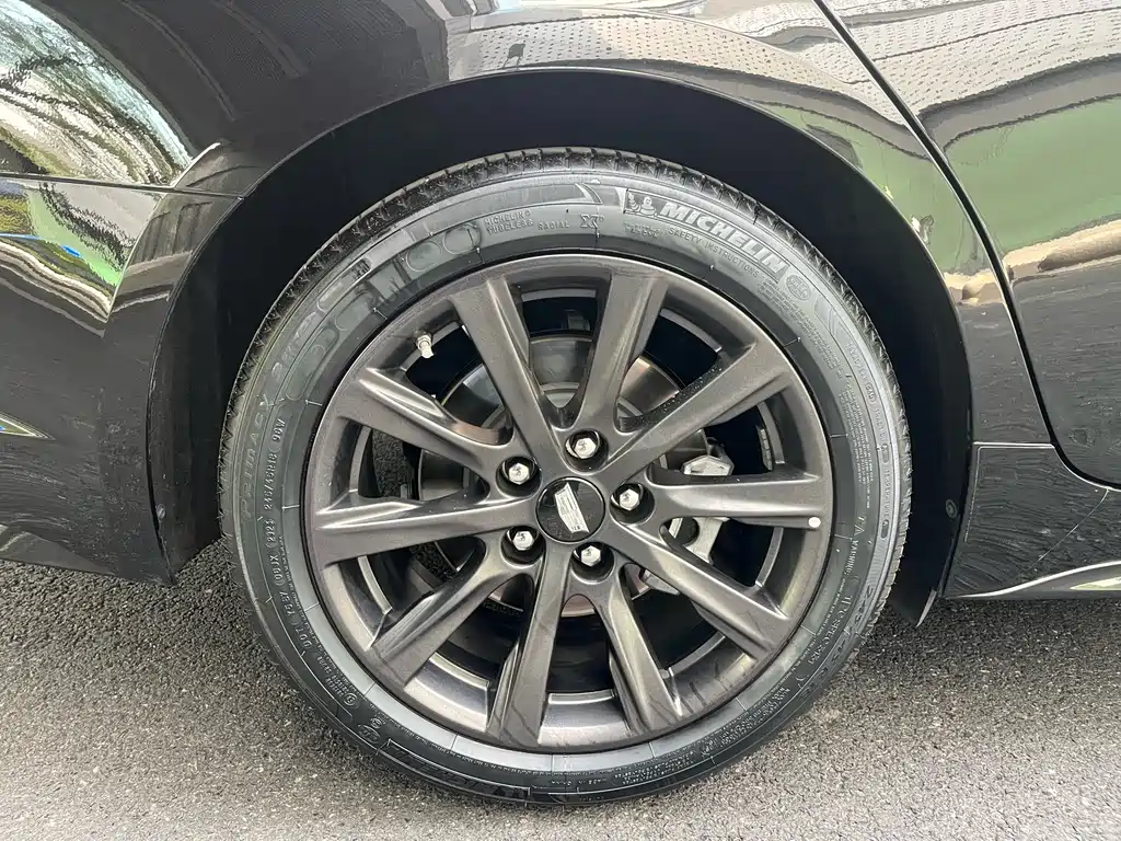 Cadillac CT5 2023 28T Premium Model купить на сайте DeffCars