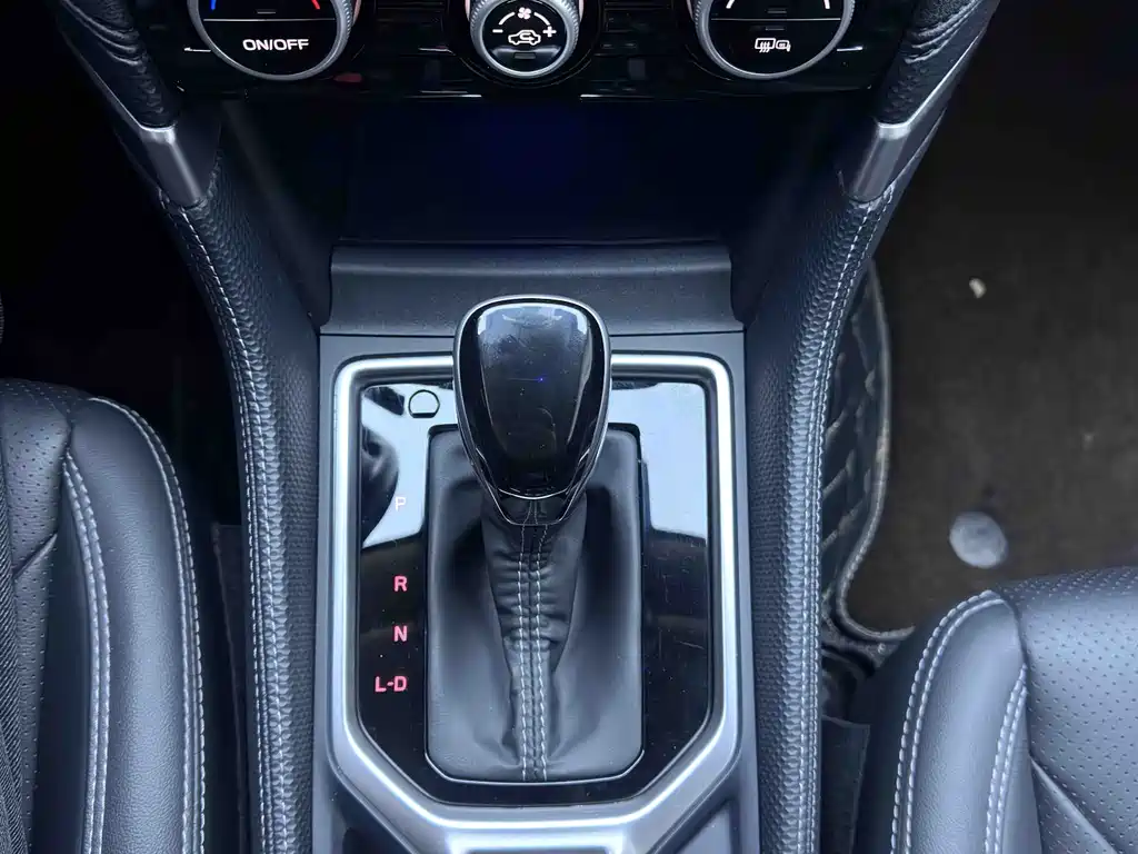 Forester 2022 2.0i AWD Deluxe Edition EyeSight купить на сайте DeffCars