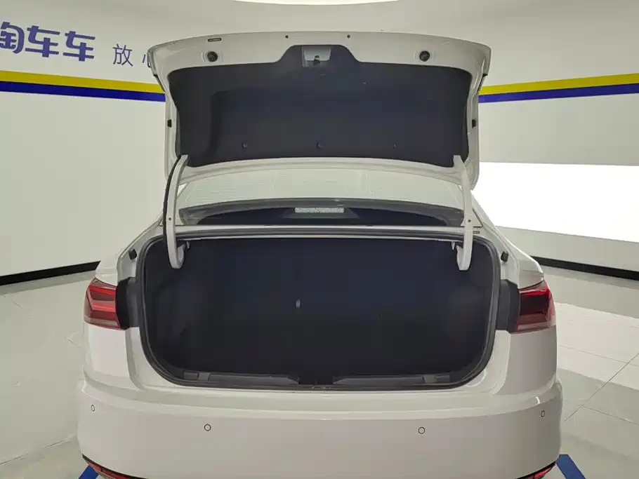 Bora 2021 200TSI DSG Elite Intelligent Edition купить на сайте DeffCars