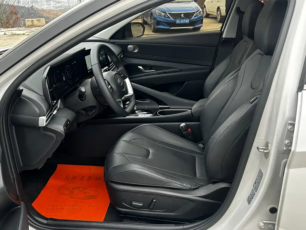 Elantra 2022 1.5L CVT LUX Premium Edition купить на сайте DeffCars