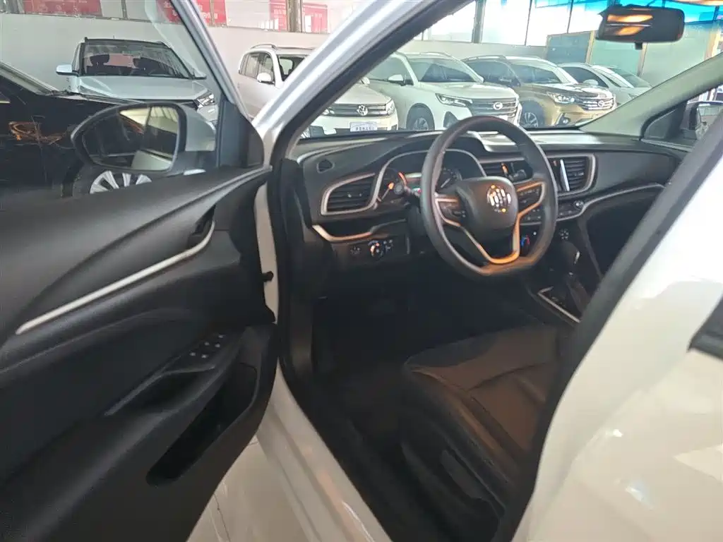 Yinglang 2021 model model 1.5L automatic elite model купить на сайте DeffCars