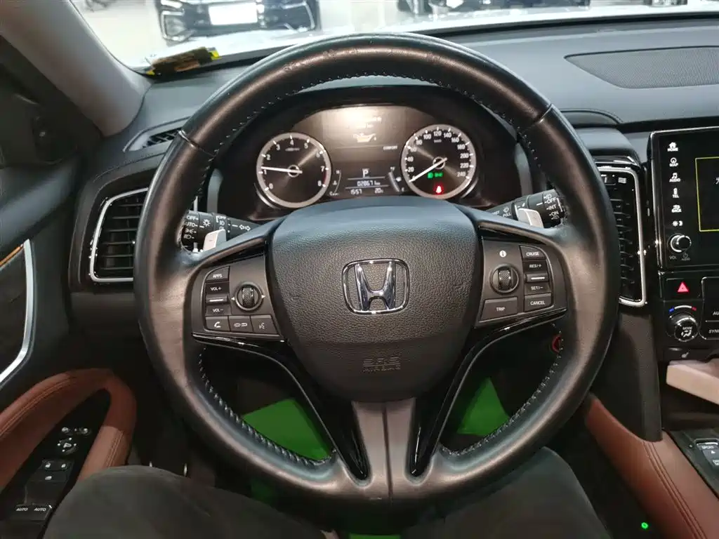 Honda UR-V 2020 370TURBO two-wheel drive premium version купить на сайте DeffCars