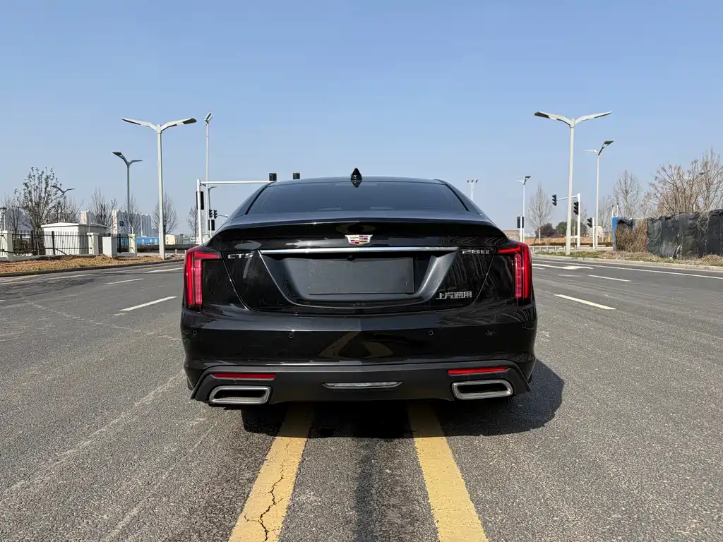Cadillac CT5 2024 28T Luxury Pro купить на сайте DeffCars