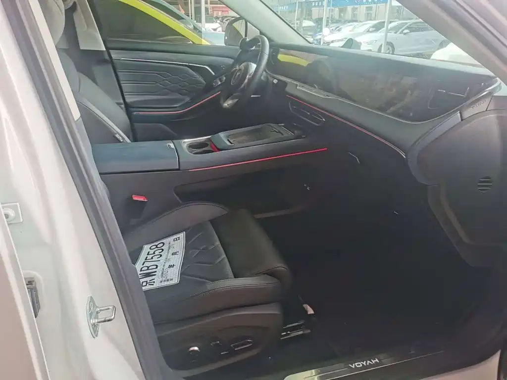 Lantu FREE 2024 ultra-long battery life smart driving version купить на сайте DeffCars