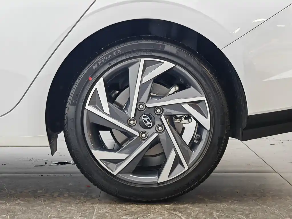 Elantra 2023 1.5L CVT GLX Elite Edition купить на сайте DeffCars
