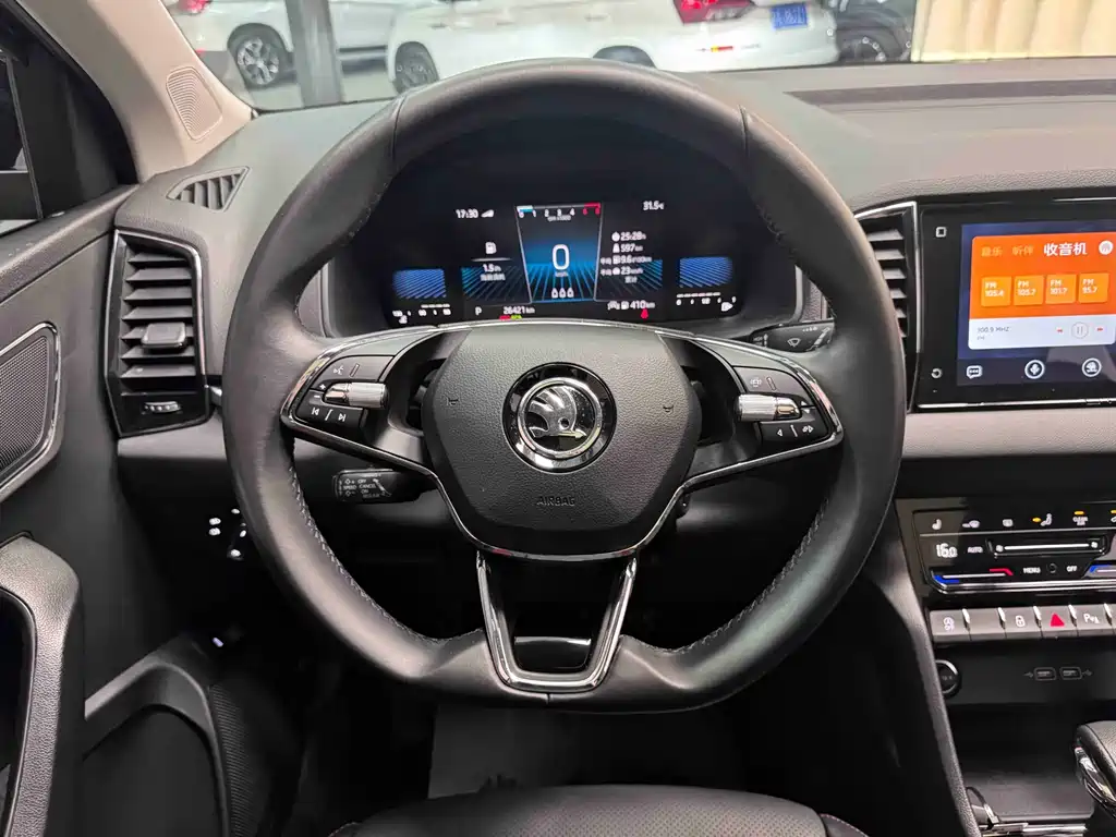 Karoq 2022 TSI280 Smart Edition купить на сайте DeffCars