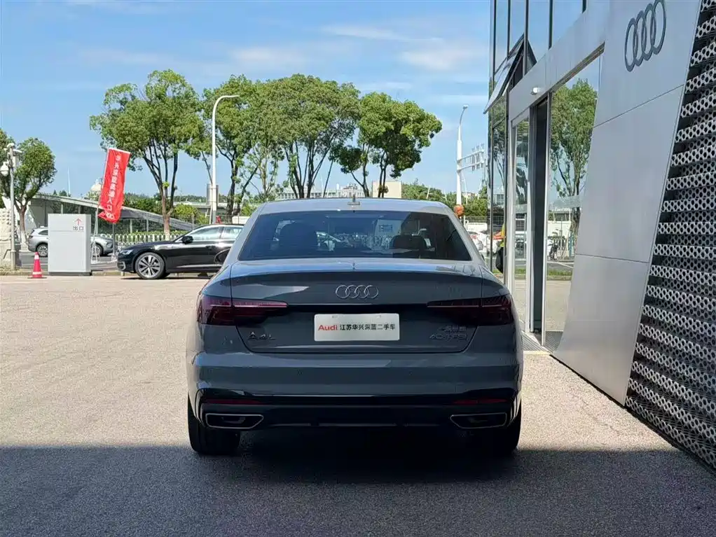 Audi A4L 2026 model 2 million Yuexiang version 40 TFSI luxury and dynamic model купить на сайте DeffCars