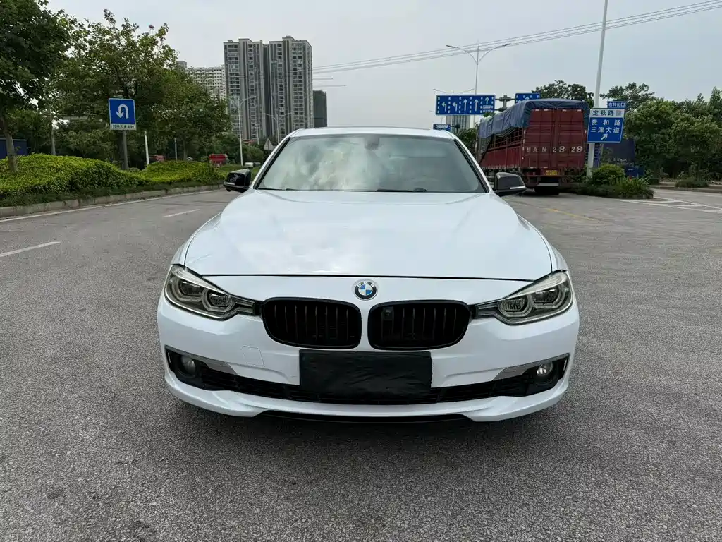 BMW 3 Series 2018 318Li купить на сайте DeffCars