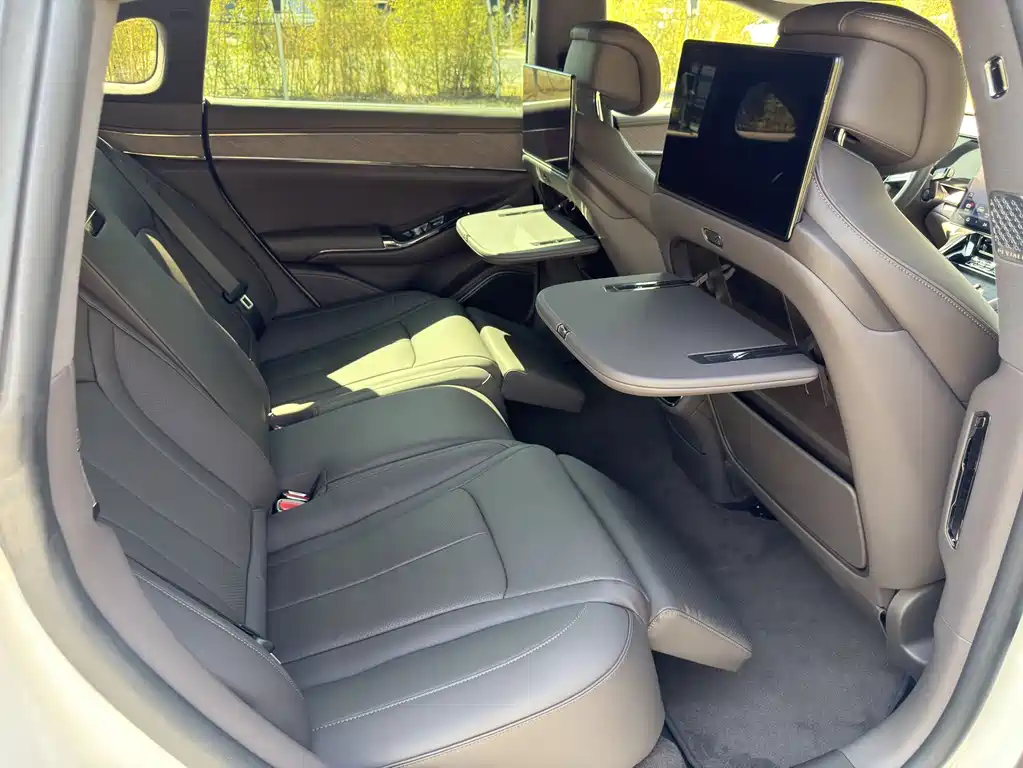 Denza Z9 2024 1100km four-wheel drive Ultra version купить на сайте DeffCars