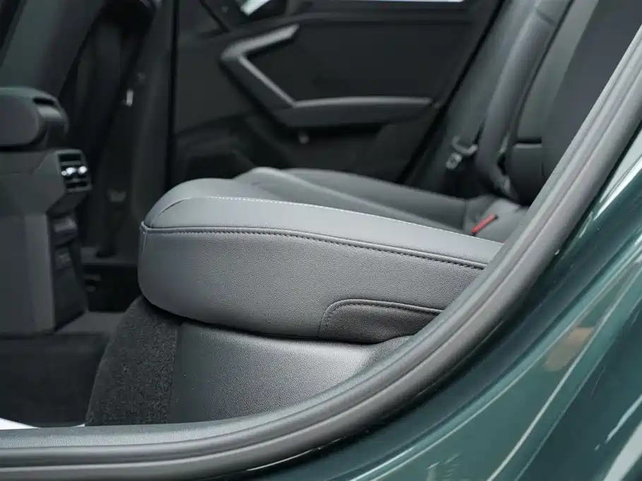 Audi A3 2023 facelift Sportback 35 TFSI stylish and sporty купить на сайте DeffCars