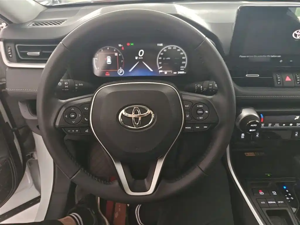 RAV4 Rongfang 2023 2.0L CVT two-wheel drive fashion Plus version купить на сайте DeffCars
