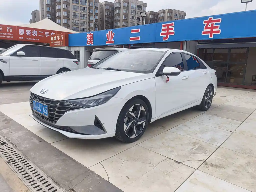 Elantra 2022 1.5L CVT LUX Premium Edition купить на сайте DeffCars