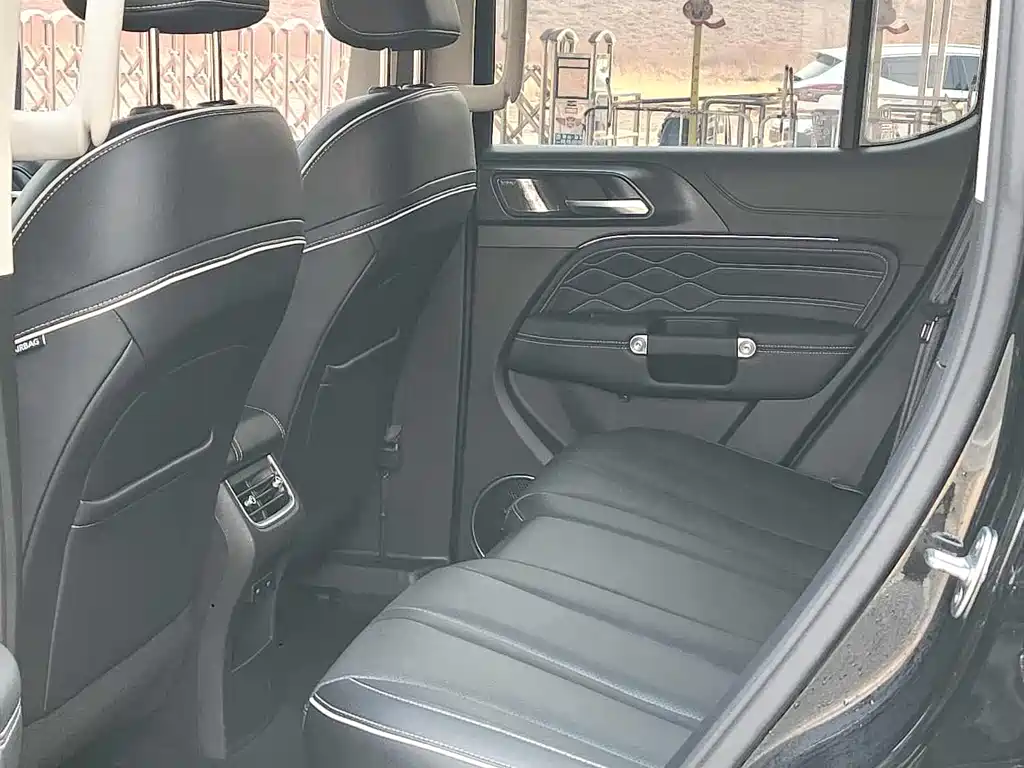 Tank 300 2023 Off-Road Version 2.0T Challenger купить на сайте DeffCars