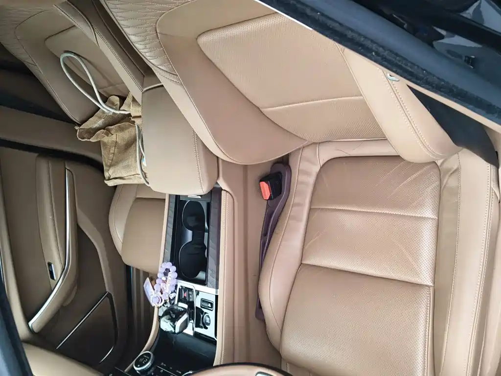Jaguar XFL 2024 2.0T P250 two-wheel drive exclusive luxury version купить на сайте DeffCars