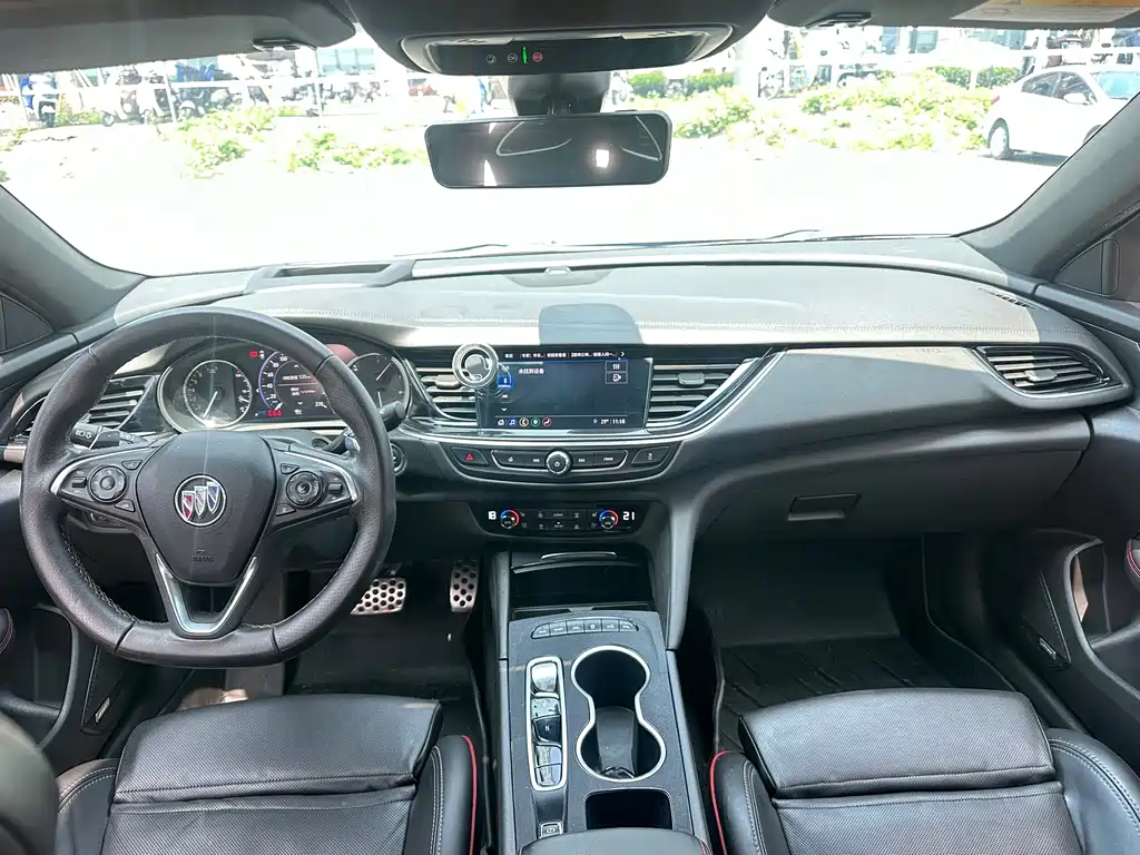 Regal 2020 GS 28T Premium Model купить на сайте DeffCars