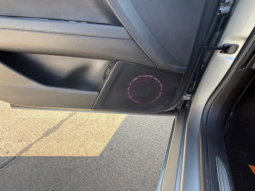 Cadillac CT6 2023 28T luxury model купить на сайте DeffCars