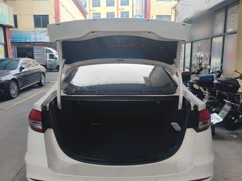 Mondeo 2018 EcoBoost 180 Smart Control Fashion National VI купить на сайте DeffCars