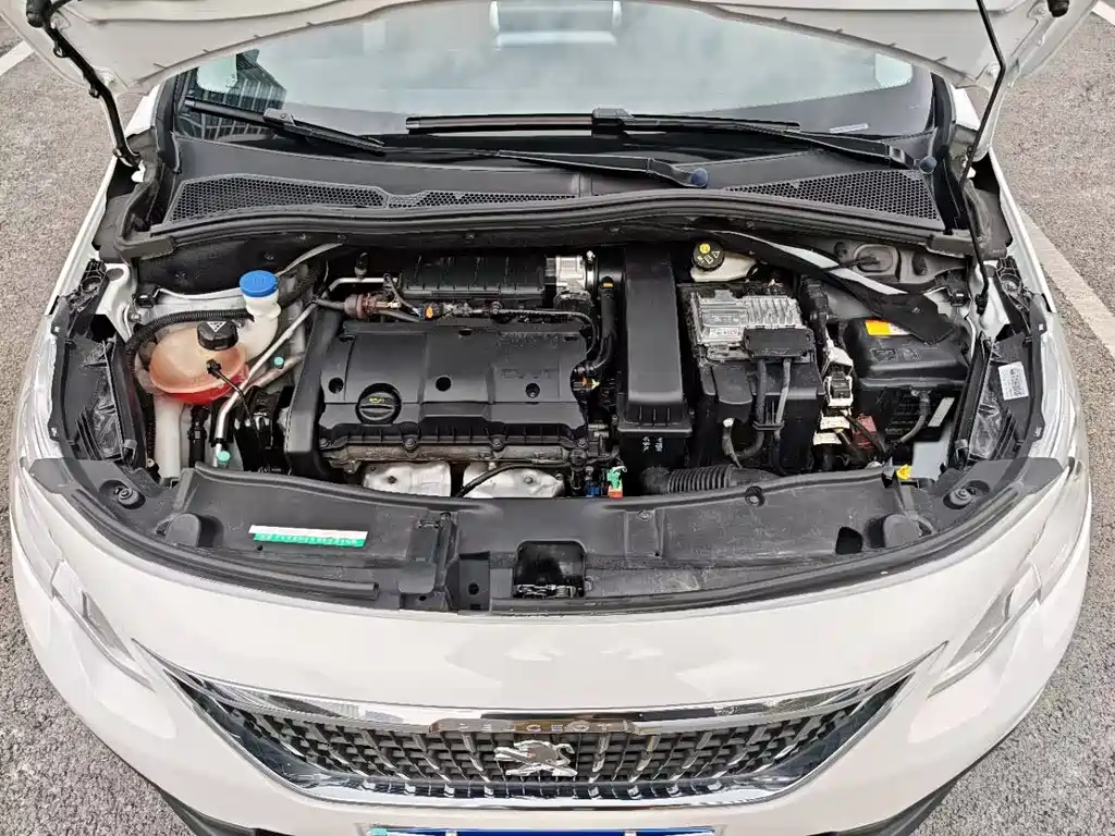 Peugeot 2008 2018 1.6L automatic trendy version купить на сайте DeffCars