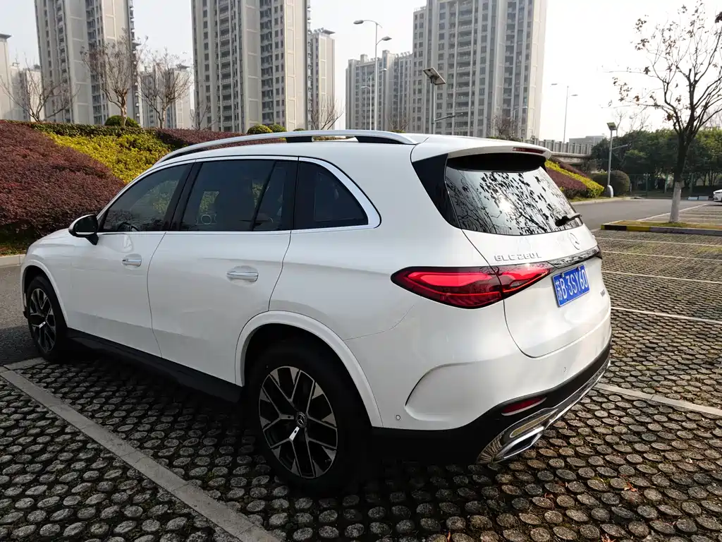 Mercedes-Benz GLC 2023 GLC 260 L 4MATIC luxury model 5 seats купить на сайте DeffCars