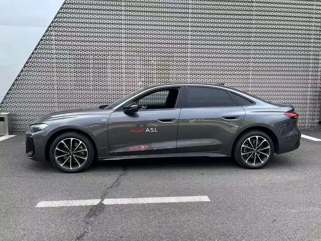 Audi A5L 2026 2.0T Sports Edition Plus купить на сайте DeffCars