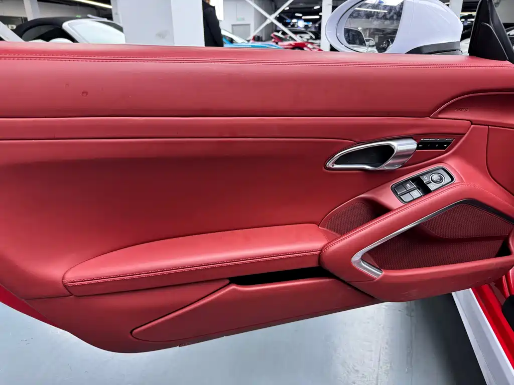 Porsche 718 2018 Boxster 2.0T купить на сайте DeffCars