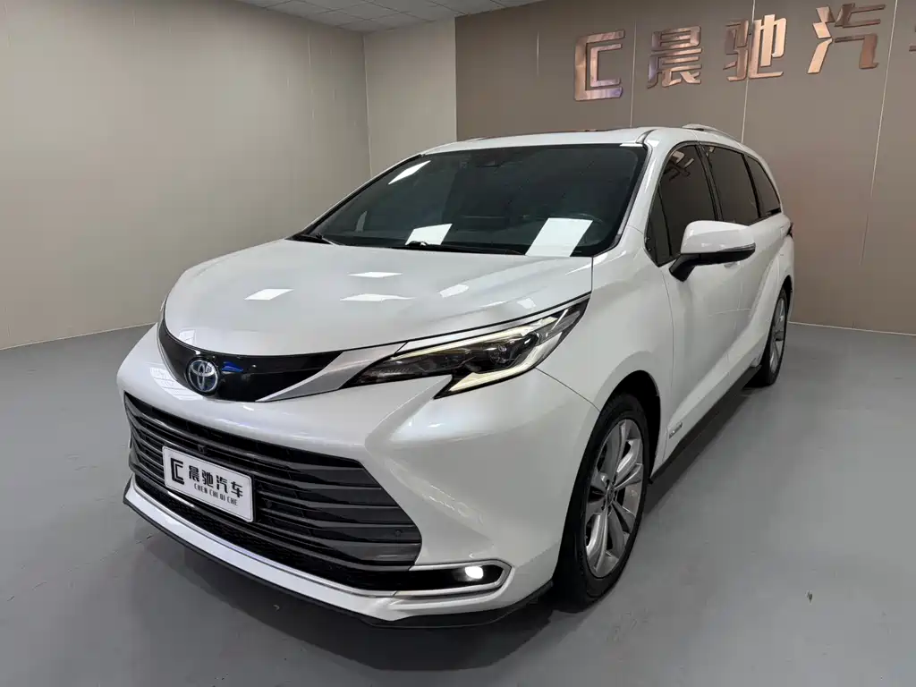 SIENNA 2023 2.5L Hybrid Premium Edition купить на сайте DeffCars