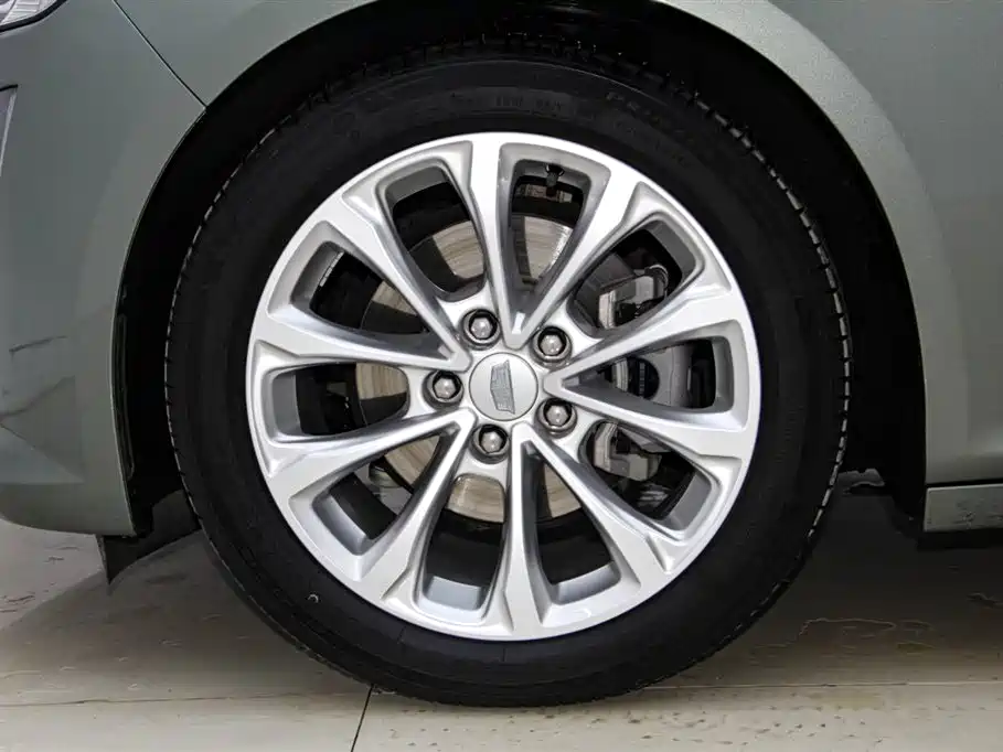 Cadillac CT5 2022 28T luxury model купить на сайте DeffCars