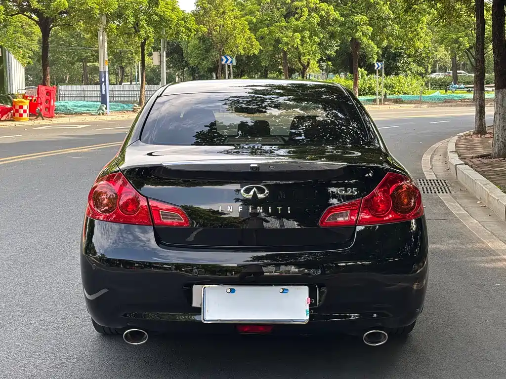 Infinity G Series 2010 G25 Sedan luxury sports version купить на сайте DeffCars