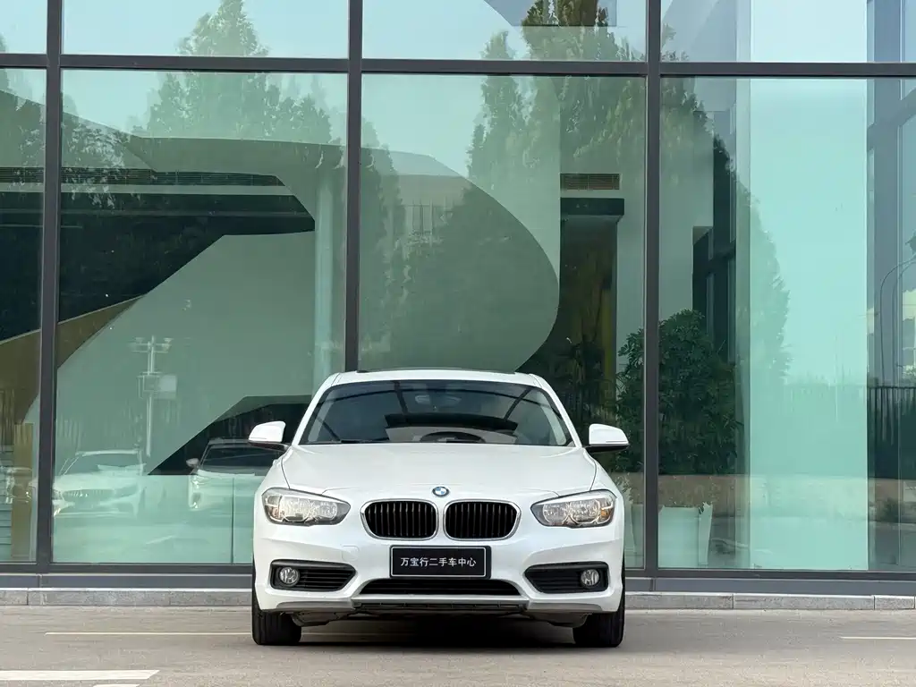 BMW 1 Series imported 2016 118i leading model купить на сайте DeffCars