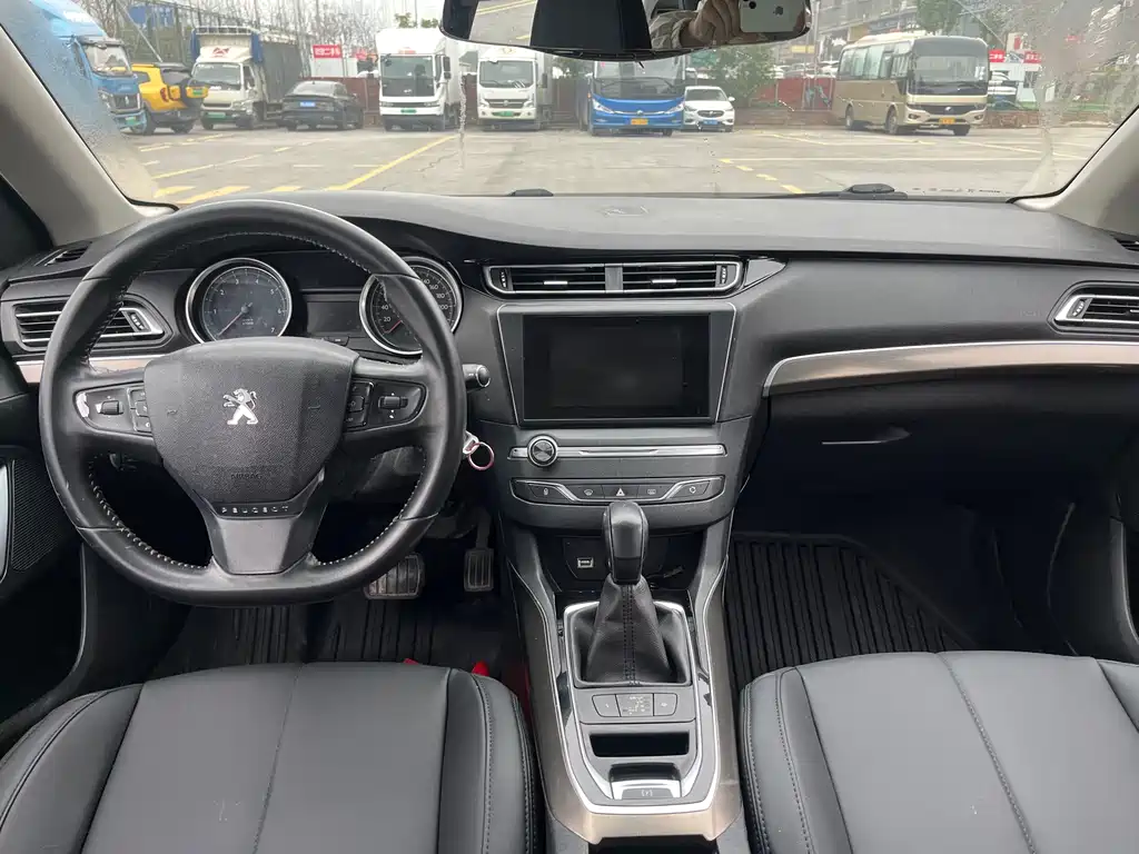 Peugeot 408 2018 facelift 1.8L automatic luxury version купить на сайте DeffCars