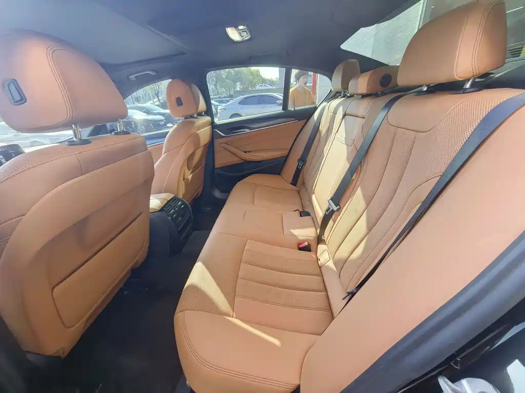 BMW 5 Series (Imported) 2021 525i M Sports Package купить на сайте DeffCars