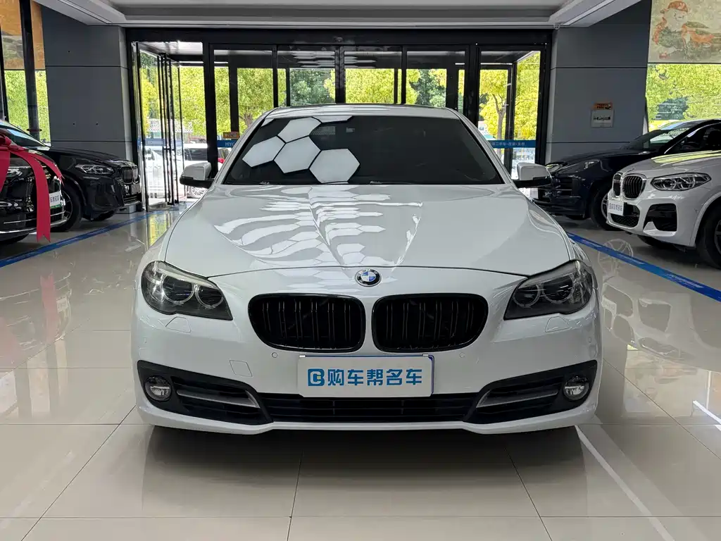 BMW 5 Series 2014 525Li Leading Model купить на сайте DeffCars