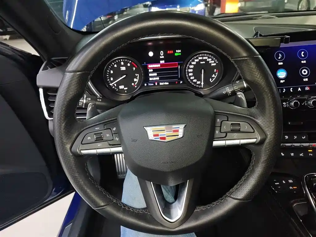 Cadillac CT5 2020 facelift 28T Platinum Sports Edition купить на сайте DeffCars
